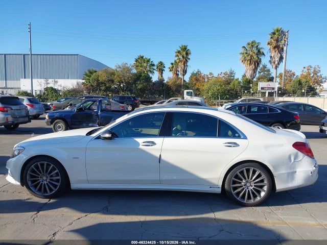 WDDUG8CB3GA269662 Mercedes-Benz S 550