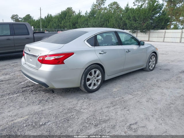 Nissan Altima 2016 1N4AL3AP7GC154938 Image 4