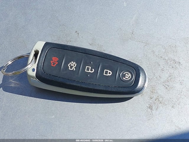 46324543 :رقم المزاد ، 1FMCU9JD2HUD38832 vin ، 2017 Ford Escape Titanium مزاد بيع