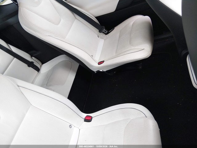 Tesla Model X Plaid Tri Motor All-wheel Drive 2022 7SAXCBE64NF332906 Image 8