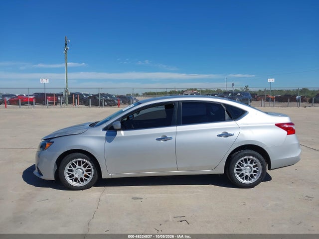Продажа на аукционе авто 2017 Nissan Sentra S, vin: 3N1AB7AP2HY402044, номер лота: 46324837
