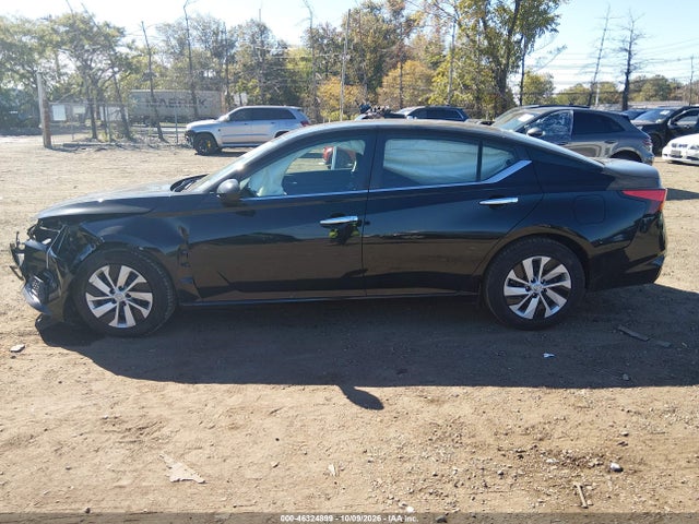 46324899 :رقم المزاد ، 1N4BL4BV6NN332220 vin ، 2022 Nissan Altima S Fwd مزاد بيع