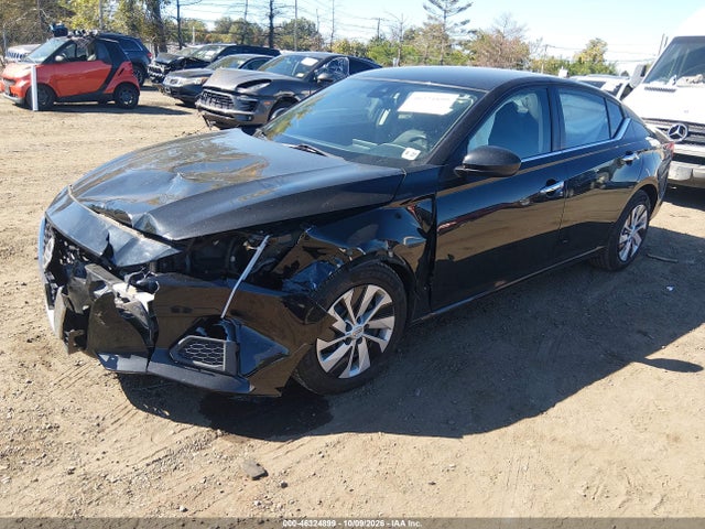 46324899 :رقم المزاد ، 1N4BL4BV6NN332220 vin ، 2022 Nissan Altima S Fwd مزاد بيع