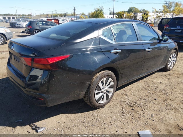 46324899 :رقم المزاد ، 1N4BL4BV6NN332220 vin ، 2022 Nissan Altima S Fwd مزاد بيع
