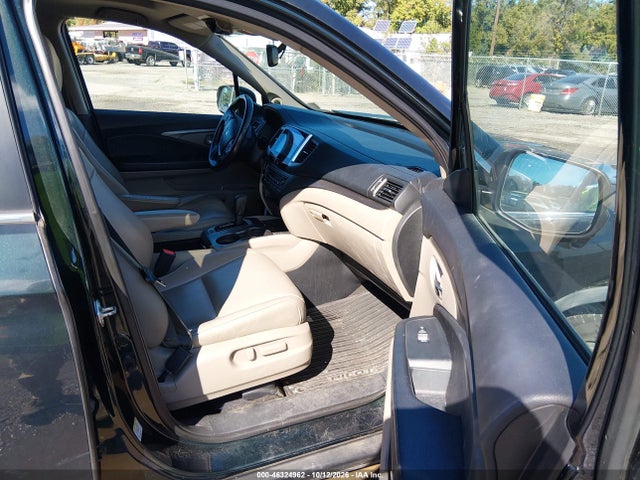 Продажа на аукционе авто 2016 Honda Pilot Ex-l, vin: 5FNYF6H53GB080958, номер лота: 46324962