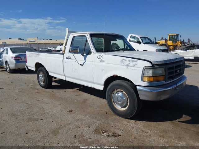 46325084 :رقم المزاد ، 1FTHF25M7NNA05893 vin ، 1992 Ford F250 مزاد بيع