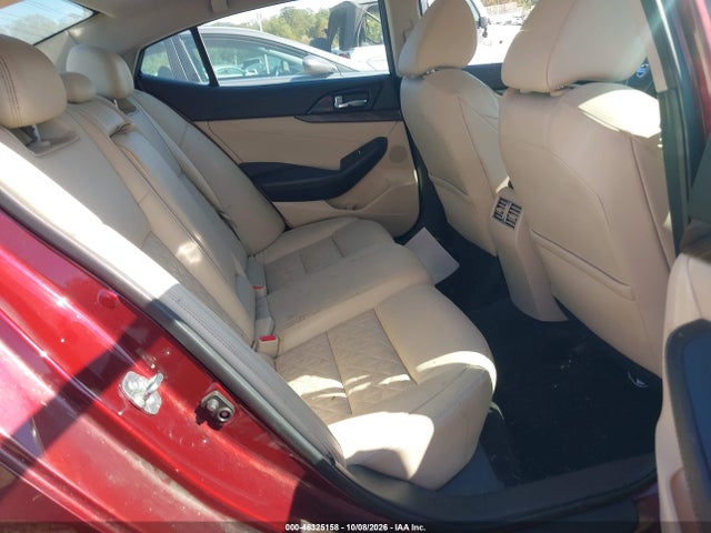 2017 Nissan Maxima 3.5 Platinum მანქანა იყიდება აუქციონზე, vin: 1N4AA6AP1HC375945, აუქციონის ნომერი: 46325158