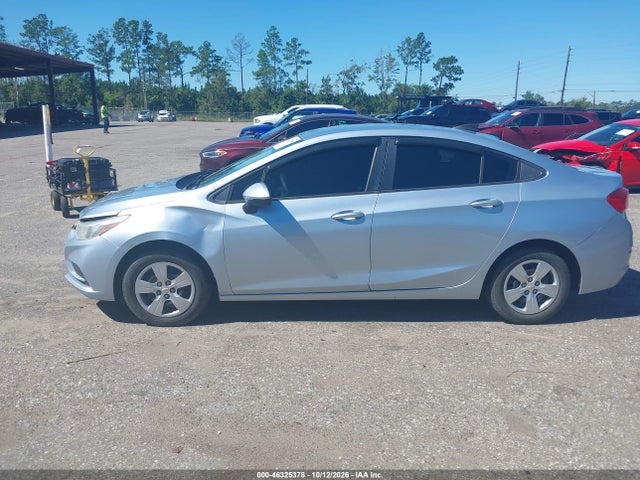 Aukcja sprzedaży 2017 Chevrolet Cruze Ls Auto, vin: 1G1BC5SM2H7230342, numer aukcji: 46325378