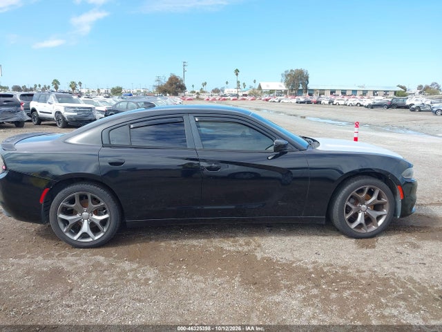 2C3CDXHG2GH272247 Dodge Charger Sxt
