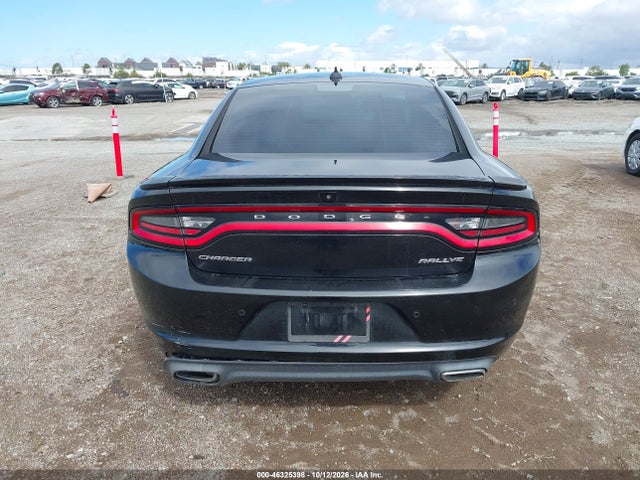 2C3CDXHG2GH272247 Dodge Charger Sxt