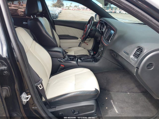 2C3CDXHG2GH272247 Dodge Charger Sxt