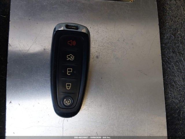 Продажа на аукционе авто 2018 Ford Escape Titanium, vin: 1FMCU9J97JUA57885, номер лота: 46325507