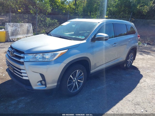 2019 Toyota Highlander Xle მანქანა იყიდება აუქციონზე, vin: 5TDJZRFH0KS576957, აუქციონის ნომერი: 46325568