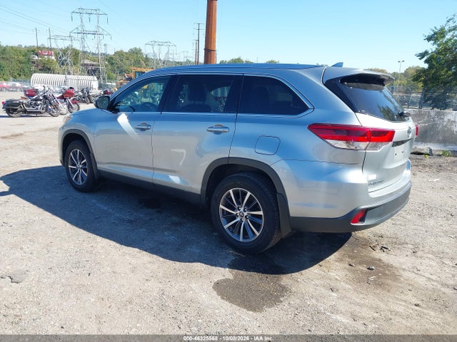 2019 Toyota Highlander Xle მანქანა იყიდება აუქციონზე, vin: 5TDJZRFH0KS576957, აუქციონის ნომერი: 46325568