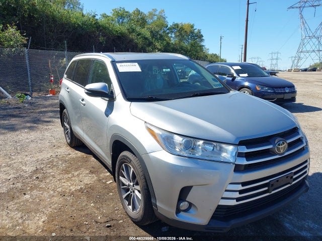 2019 Toyota Highlander Xle მანქანა იყიდება აუქციონზე, vin: 5TDJZRFH0KS576957, აუქციონის ნომერი: 46325568