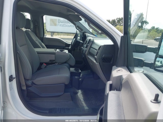 Продажа на аукционе авто 2017 Ford F-350 Xl, vin: 1FT8W3A60HED88027, номер лота: 46325575