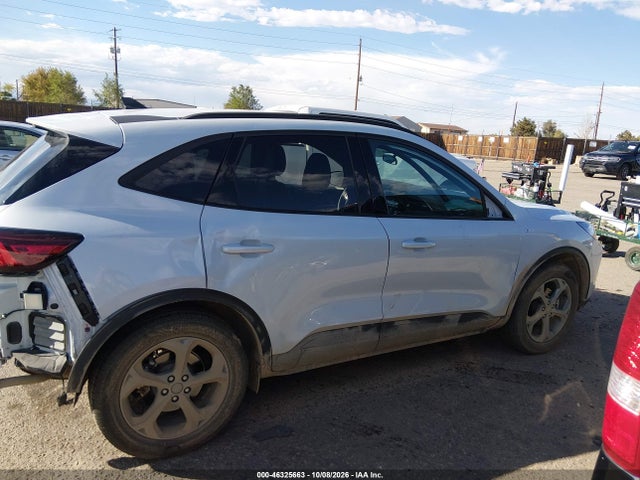 2025 Ford Escape St-line მანქანა იყიდება აუქციონზე, vin: 1FMCU0MN7SUB21316, აუქციონის ნომერი: 46325663