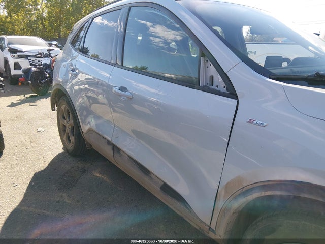 2025 Ford Escape St-line მანქანა იყიდება აუქციონზე, vin: 1FMCU0MN7SUB21316, აუქციონის ნომერი: 46325663