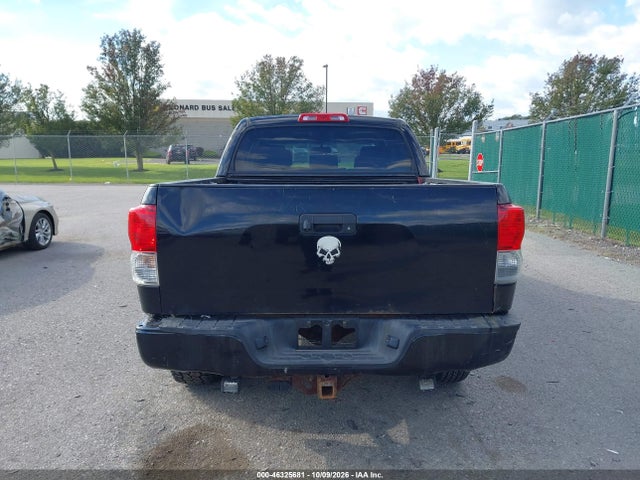 46325681 :رقم المزاد ، 5TFDY5F19CX246483 vin ، 2012 Toyota Tundra Grade 5.7l V8 مزاد بيع