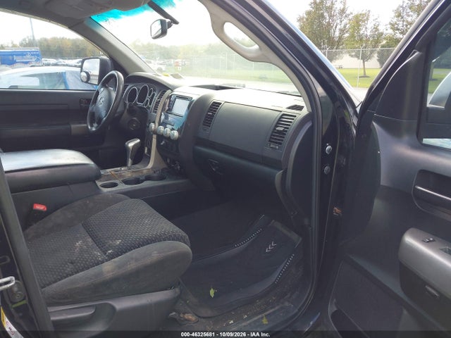 46325681 :رقم المزاد ، 5TFDY5F19CX246483 vin ، 2012 Toyota Tundra Grade 5.7l V8 مزاد بيع