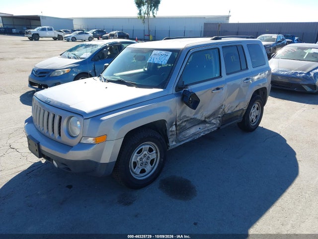 1C4NJPBA8HD115256 Jeep Patriot Sport Fwd