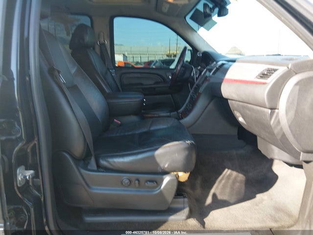 Продажа на аукционе авто 2008 Cadillac Escalade Standard, vin: 1GYFK63818R179157, номер лота: 46325781