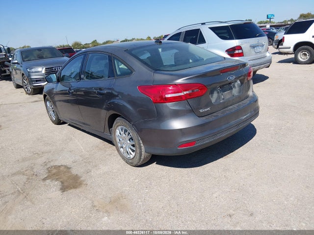 46326117 :رقم المزاد ، 1FADP3F2XJL212868 vin ، 2018 Ford Focus Se مزاد بيع