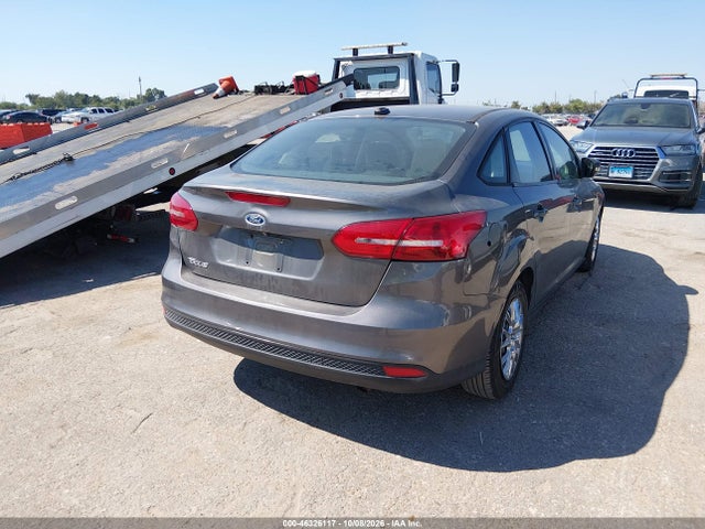 46326117 :رقم المزاد ، 1FADP3F2XJL212868 vin ، 2018 Ford Focus Se مزاد بيع