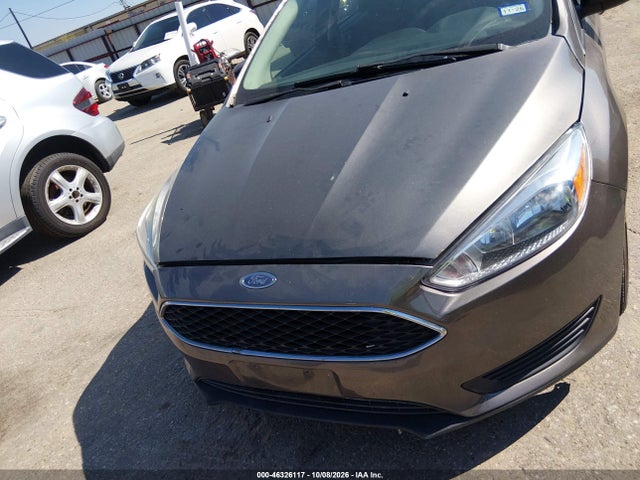 46326117 :رقم المزاد ، 1FADP3F2XJL212868 vin ، 2018 Ford Focus Se مزاد بيع