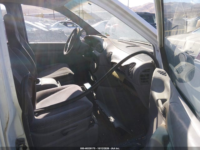 1999 Dodge Caravan მანქანა იყიდება აუქციონზე, vin: 2B4FP25B7XR406236, აუქციონის ნომერი: 46326175