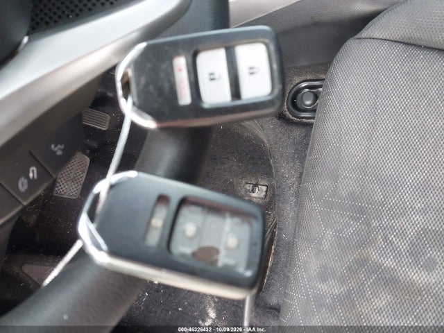 46326432 :رقم المزاد ، 3HGGK5H8XFM772285 vin ، 2015 Honda Fit Ex/ex-l مزاد بيع