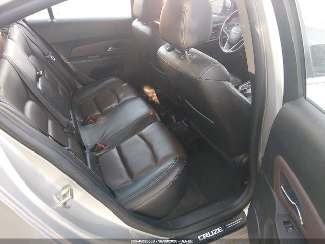 46326588 :رقم المزاد ، 1G1PE5SB2F7148056 vin ، 2015 Chevrolet Cruze 2lt Auto مزاد بيع