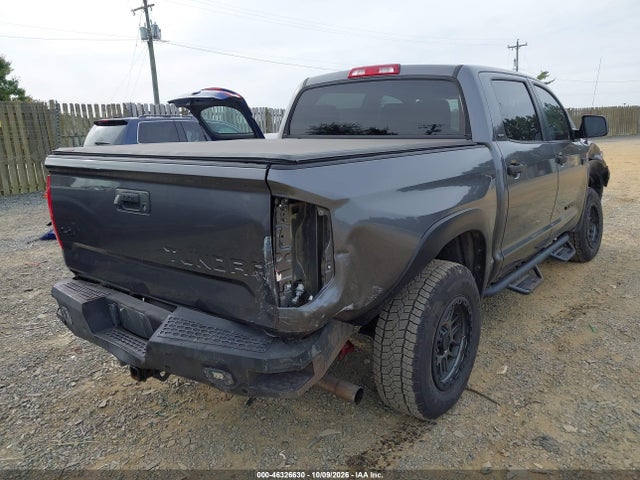 Продаж на аукціоні авто 2018 Toyota Tundra Sr5 5.7l V8, vin: 5TFDY5F10JX708281, номер лоту: 46326630