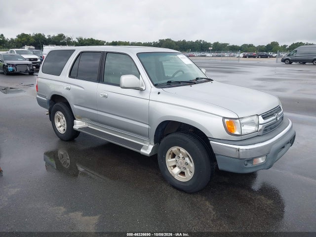 46326690 :رقم المزاد ، JT3GN86RX20229250 vin ، 2002 Toyota 4runner Sr5 V6 مزاد بيع