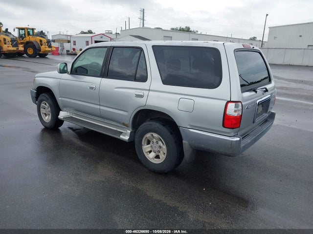 46326690 :رقم المزاد ، JT3GN86RX20229250 vin ، 2002 Toyota 4runner Sr5 V6 مزاد بيع