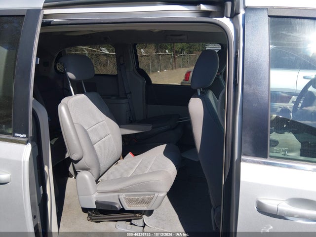 46326723 :رقم المزاد ، 2A4RR5D14AR155780 vin ، 2010 Chrysler Town & Country Touring مزاد بيع