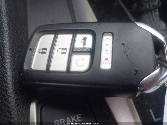 Продажа на аукционе авто 2018 Honda Civic Ex, vin: 19XFC2F76JE204716, номер лота: 46326915