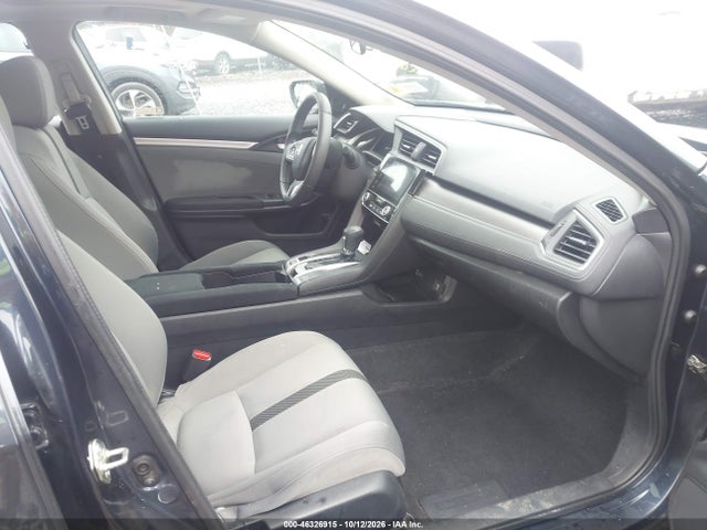 Продажа на аукционе авто 2018 Honda Civic Ex, vin: 19XFC2F76JE204716, номер лота: 46326915