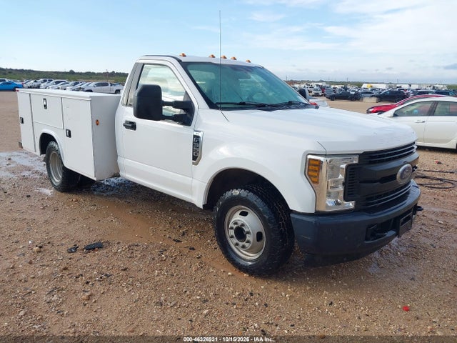 Продажа на аукционе авто 2018 Ford F-350 Chassis Xl, vin: 1FDRF3G69JEC69602, номер лота: 46326931