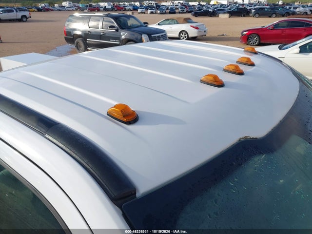 46326931 :رقم المزاد ، 1FDRF3G69JEC69602 vin ، 2018 Ford F-350 Chassis Xl مزاد بيع