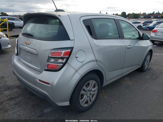 Chevrolet Sonic Lt Auto 2019 1G1JG6SB6K4137420 Image 4