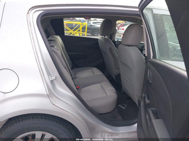 Chevrolet Sonic Lt Auto 2019 1G1JG6SB6K4137420 Image 8
