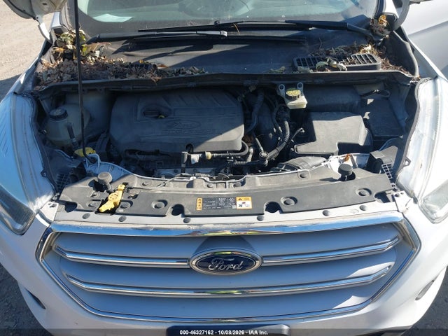 Продажа на аукционе авто 2018 Ford Escape Se, vin: 1FMCU9GD8JUA17861, номер лота: 46327162
