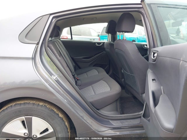KMHC65LC9JU076885 Hyundai Ioniq Hybrid Blue