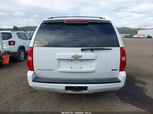 2010 Chevrolet Suburban 1500 Lt1 მანქანა იყიდება აუქციონზე, vin: 1GNUKJE33AR126586, აუქციონის ნომერი: 46327193