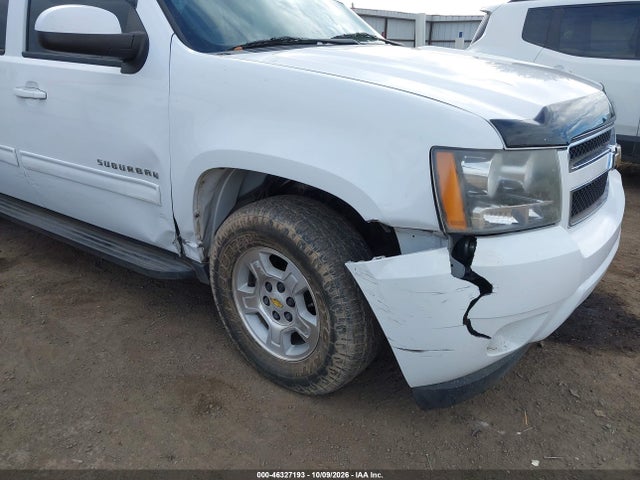 2010 Chevrolet Suburban 1500 Lt1 მანქანა იყიდება აუქციონზე, vin: 1GNUKJE33AR126586, აუქციონის ნომერი: 46327193
