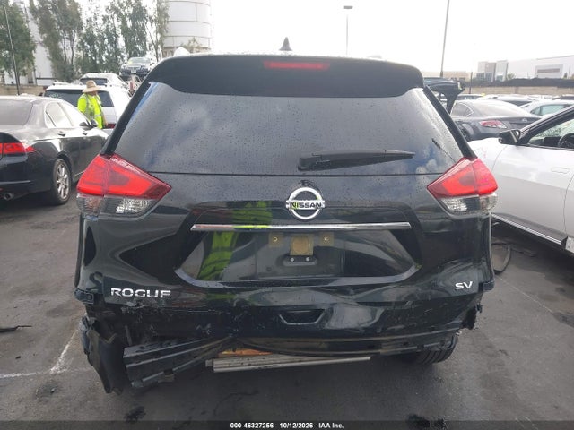 Nissan ROGUE SV 2017 JN8AT2MT1HW398473 Image 17