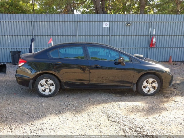 Продаж на аукціоні авто 2015 Honda Civic Lx, vin: 19XFB2F58FE072518, номер лоту: 46327352