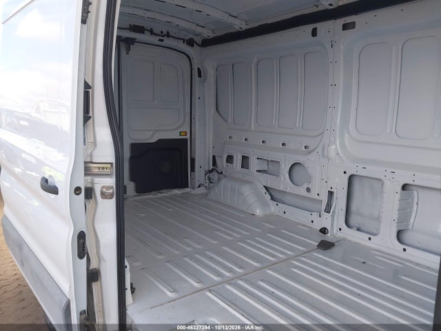 2026 Ford Transit-250 მანქანა იყიდება აუქციონზე, vin: 1FTBR2C8XTKA90083, აუქციონის ნომერი: 46327394