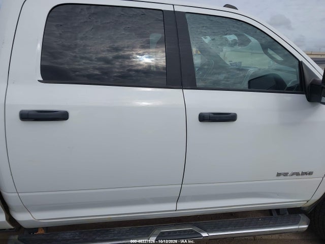 46327526 :رقم المزاد ، 3C6UR5JLXRG343508 vin ، 2024 Ram 2500 Big Horn  4x4 8' Box مزاد بيع
